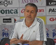 Manisaspor Evinde Altınordu'ya Farklı Yenildi