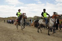 Mardin'de Atlar 'Rahvan'Yarıştı