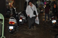 Sağanak Yağmur Hayatı Olumsuz Etkiledi