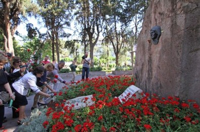 Zübeyde Anaya Koştular