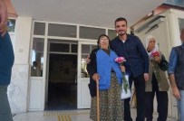 FURKAN DOĞAN - AK Partili Gençler, Huzurevini Ziyaret Etti