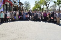 UTKU ÇAKIRÖZER - Başkan Ataç Şehit Annelerini Ağırladı