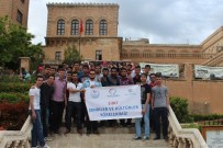KASıMIYE MEDRESESI - Siirtli Gençler Mardin Gezisine Katıldı