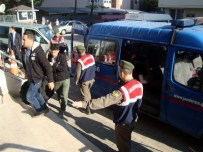 Yalova'da 35 Afganlı Mülteci Yakalandı