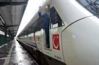 Antalya'da Hızlı Trenle Türkiye'ye Bağlanıyor