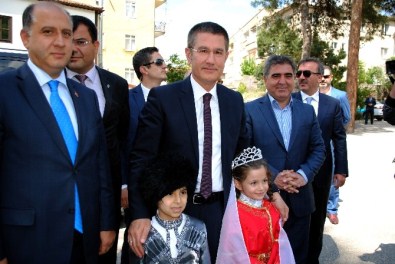 Bakan Canikli HSYK'nın 4 Savcı Ve Hakimi İhraç Kararını Değerlendirdi