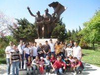 YAHYA ÇAVUŞ - Dokuz Eylül Ortaokulu Şehitler Diyarında