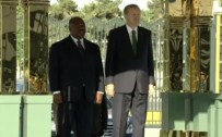 GABON CUMHURBAŞKANI - Gabon'lu Mevkidaşını Resmi Törenle Karşıladı