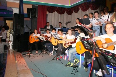 Kültür Koleji Öğrencileri Sanat İçin Ara Verdi