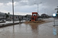 Tunceli'de Sağanak Yağmur Hayatı Olumsuz Etkiledi