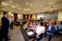 LİSANS MEZUNU - Yabancı Öğrencilerden Dündar'a Teşekkür Ziyareti