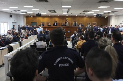 Yunanistan'da 'Altın Şafak'Üyelerinin Yargılanması