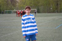 15 Yaşındaki Türk Oyuncu Dikkatleri Üstüne Çekti