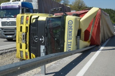 Afyonkarahisar'da Trafik Kazası Açıklaması 1 Yaralı