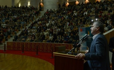 Aile Okulu Seminerleri Nihat Hatipoğlu İle Devam Etti