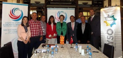 Ayso'dan Makedon'ya Çıkartması