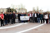 AHMET DENIZ - Vali, Öğrencileri Çanakkale'ye Uğurladı