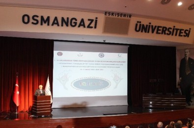 Bakan Avcı Çocuk Oyun Ve Oyuncakları Kurultayında Aşık Attı