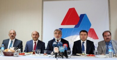 Bakan Yıldız Ağrı'da