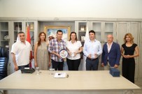 MEHMET KOCADON - Başkan Kocadon'a Teşekkür Plaketi