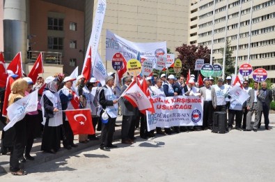 Büro Memur-Sen'den SGK Önünde Eylem