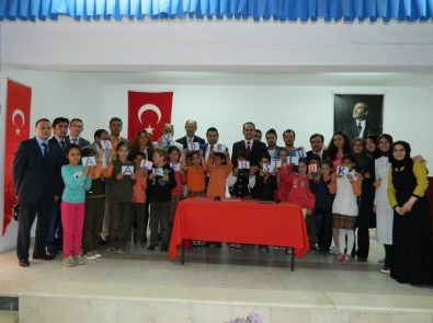 'Değerleri Yaşıyorum'Projesi Eğitime Destek Oluyor