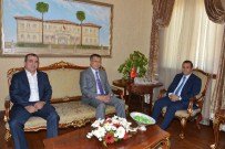 MUAMMER TÜRKER - Kazakistan Büyükelçisi, Park Veya Caddeye Kazakistan İsmi Verilmesi İstedi