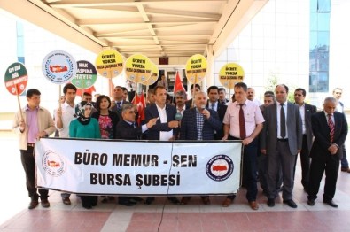 Memurlar Sosyal Güvenlik Haftasını Eylemle Kutladı