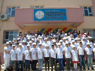 Mezopotamya Ortaokulu'nda TÜBİTAK 4006 Bilim Fuarı Açıldı