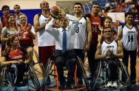 Oda Başkanları Tekerlekli Sandalyeye Binip Basket Oynadı