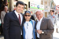 VAKIFLAR HAFTASI - Prof. Dr. Yenidünya, Esnafları Ziyaret Etti