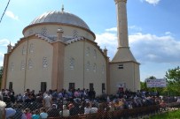 DURSUN ALI ŞAHIN - Sultangazi Belediye Başkanının Desteğiyle Yapılan Cami İbadete Açıldı