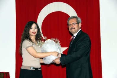 Ünüvar Açıklaması 'Sağlıkta Ve Siyasette Başarı İçin Temas, Tebessüm Ve Tahammül Çok Önemli'