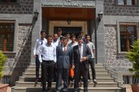 SPOR AYAKKABI - Viranşehir'de Atletizm İl Şampiyonları Kaymakamı Citer'i Ziyaret Etti