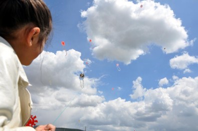 Yüreklerindeki Sevgiyi, Gökyüzüyle Buluşturdular