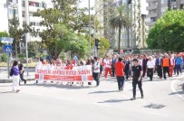 FENER ALAYI - Adana'da Gençlik Yürüyüşü