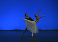 UYUYAN GÜZEL - Bale Yıldızları Büyüledi