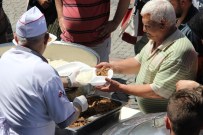 VAKIFLAR HAFTASI - Edirne Vakıflar Bölge Müdürlüğü'nden Etli Pilav Ve Ayran İkramı