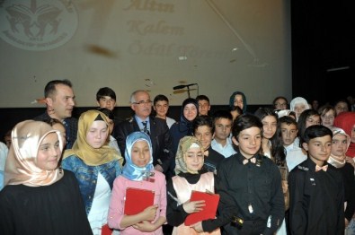 Eskişehir'de 'İmam Hatip Ruhu Ve Altın Kalem Ödül Gecesi' Programı