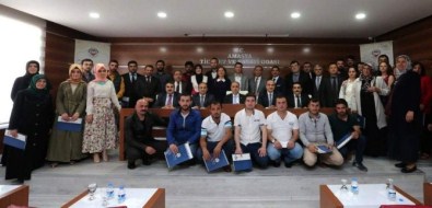 Girişimcilik Eğitimi Alan Kursiyerlere Sertifikaları Verildi