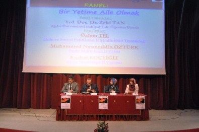 Iğdır'da 'Bir Yetime Aile Olmak' Konulu Panel