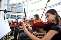 KLASİK GİTAR - Kepezli Çocuklardan 19 Mayıs Özel Konseri