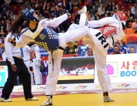 NUR TATAR - Milli Tekvandocu Nafia Kuş Yarı Finale Yükseldi