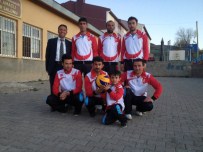 AYHAN TERZİ - Pazaryolu'nda Voleybol Turnuvası Heyacanı