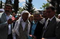 NUREDDIN NEBATI - AK Partili Nebati, Kandil Simidi Dağıttı