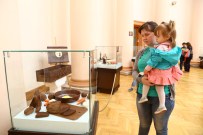 KıZ KULESI - Bakü'de Çikolata Müzesi Açıldı