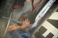 Devrilen Tır'da Can Pazarı