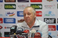 Galatasaray Teknik Direktörü Gibi Açıklaması 'Şampiyonluğa En Yakın Takım Galatasaray'