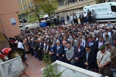 Aysel Ekşi Defnedildi