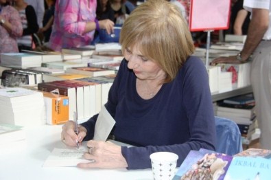 Edebiyatçı-Yazar Ayşe Kulin Açıklaması